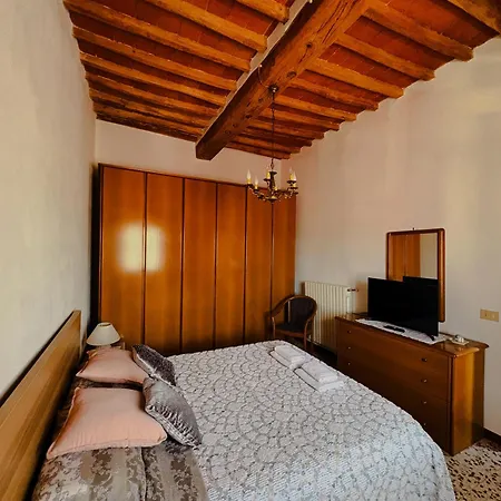 Casa Vicolo * Peccioli